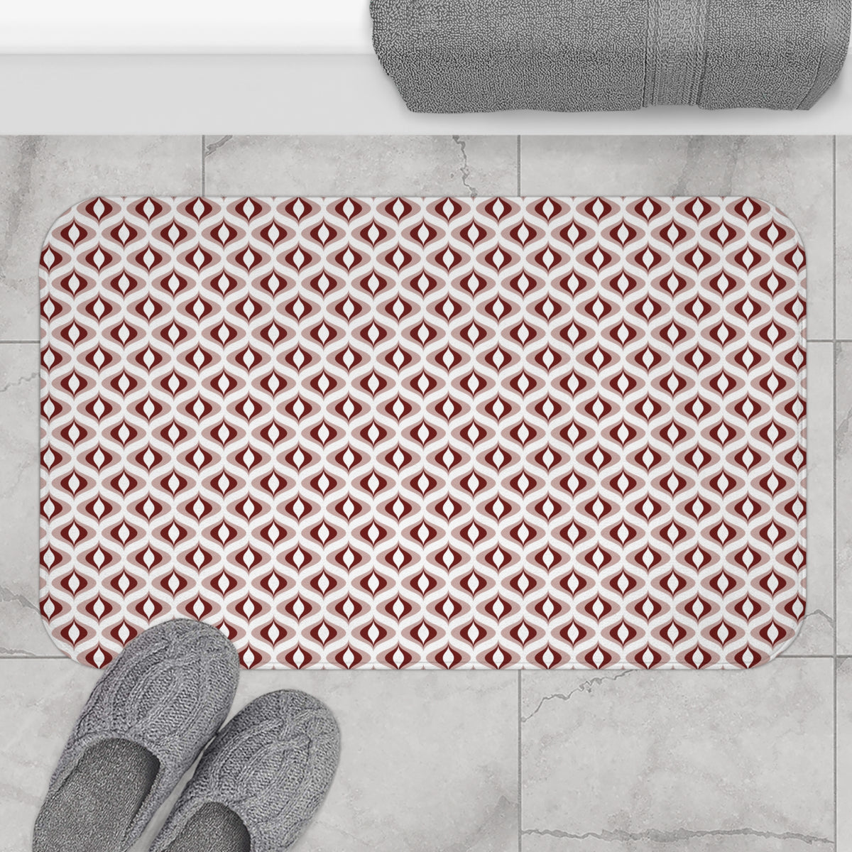 Burgundy Blush Retro Ogee Bath Mat, Art Deco Bathroom Rug