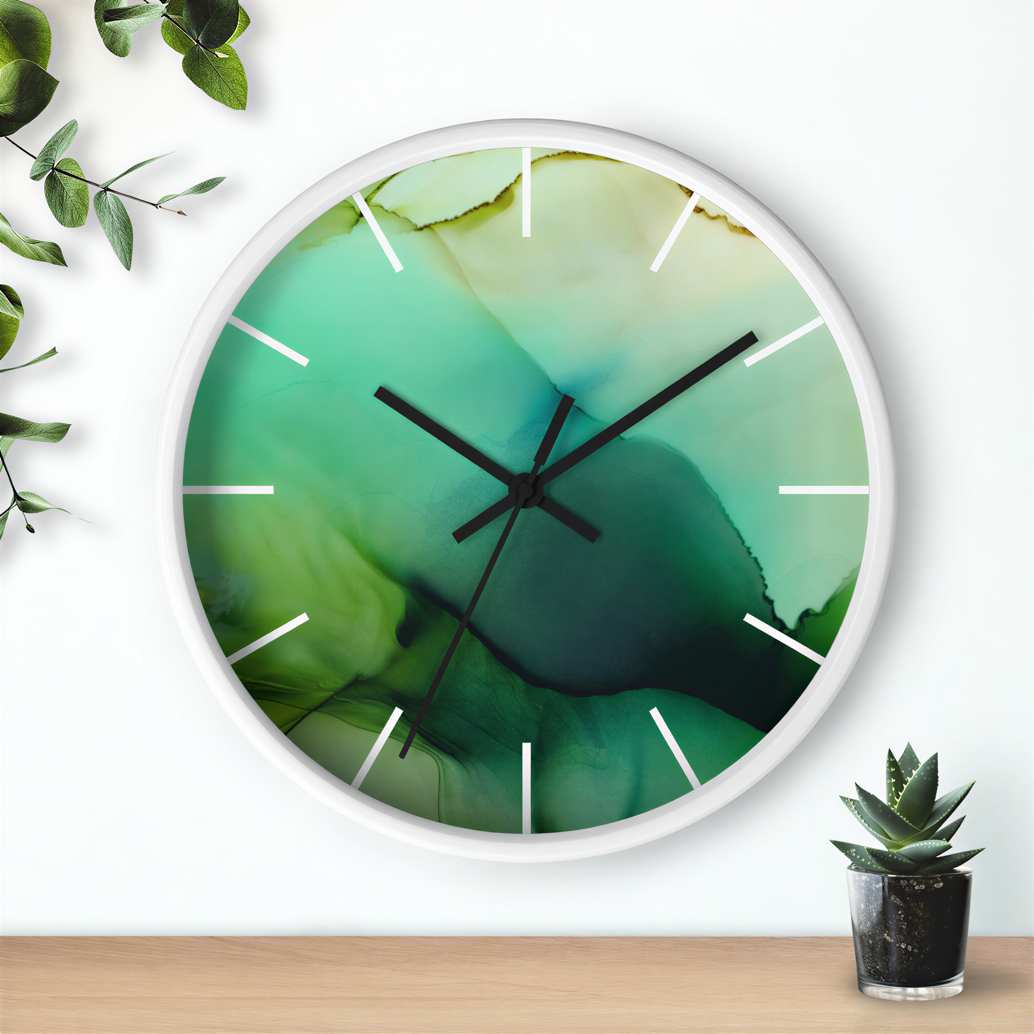 Wood Wall Clock Green Ombre wood grain detail