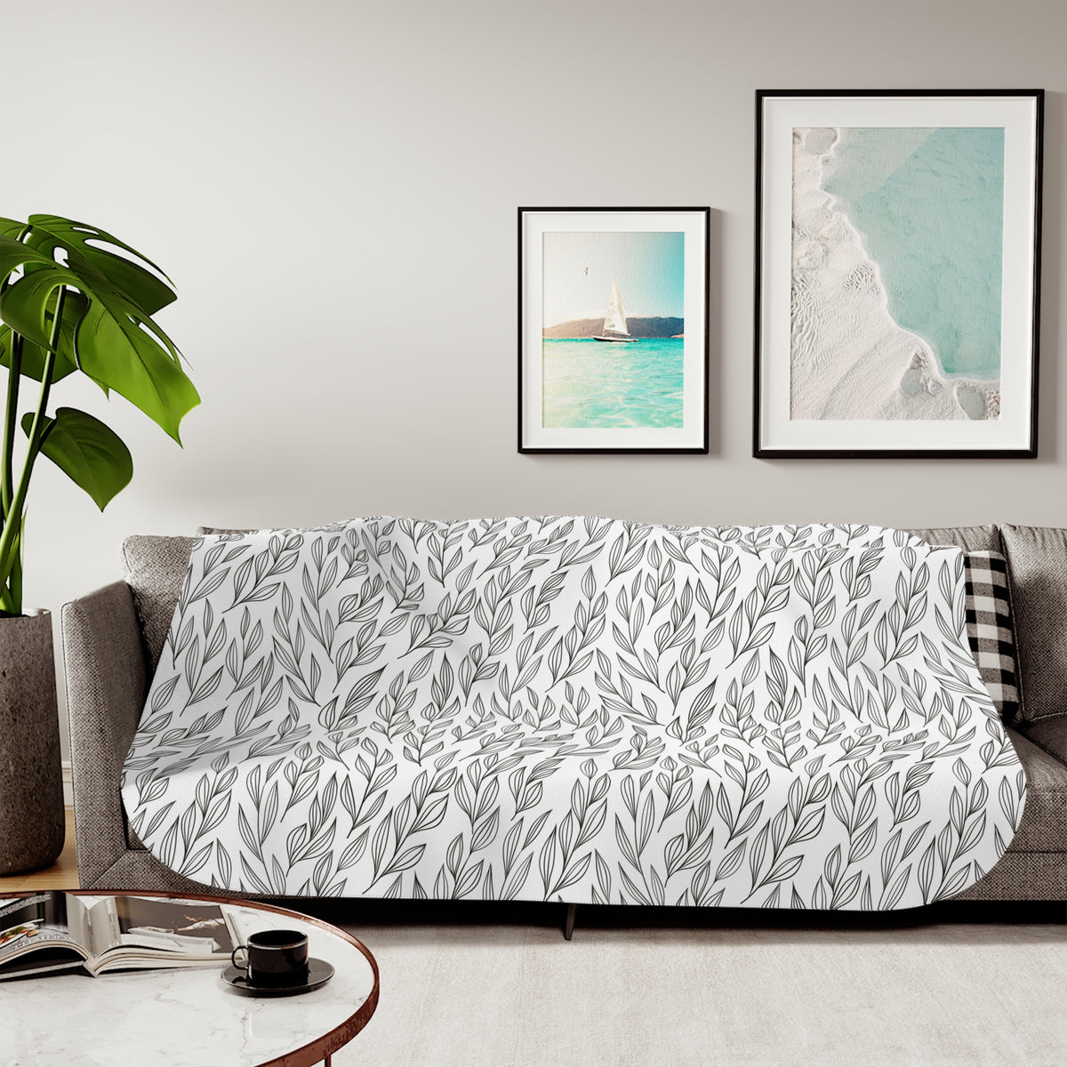 Black White Willow Leaf Sherpa Blanket | Minimalist Line Throw