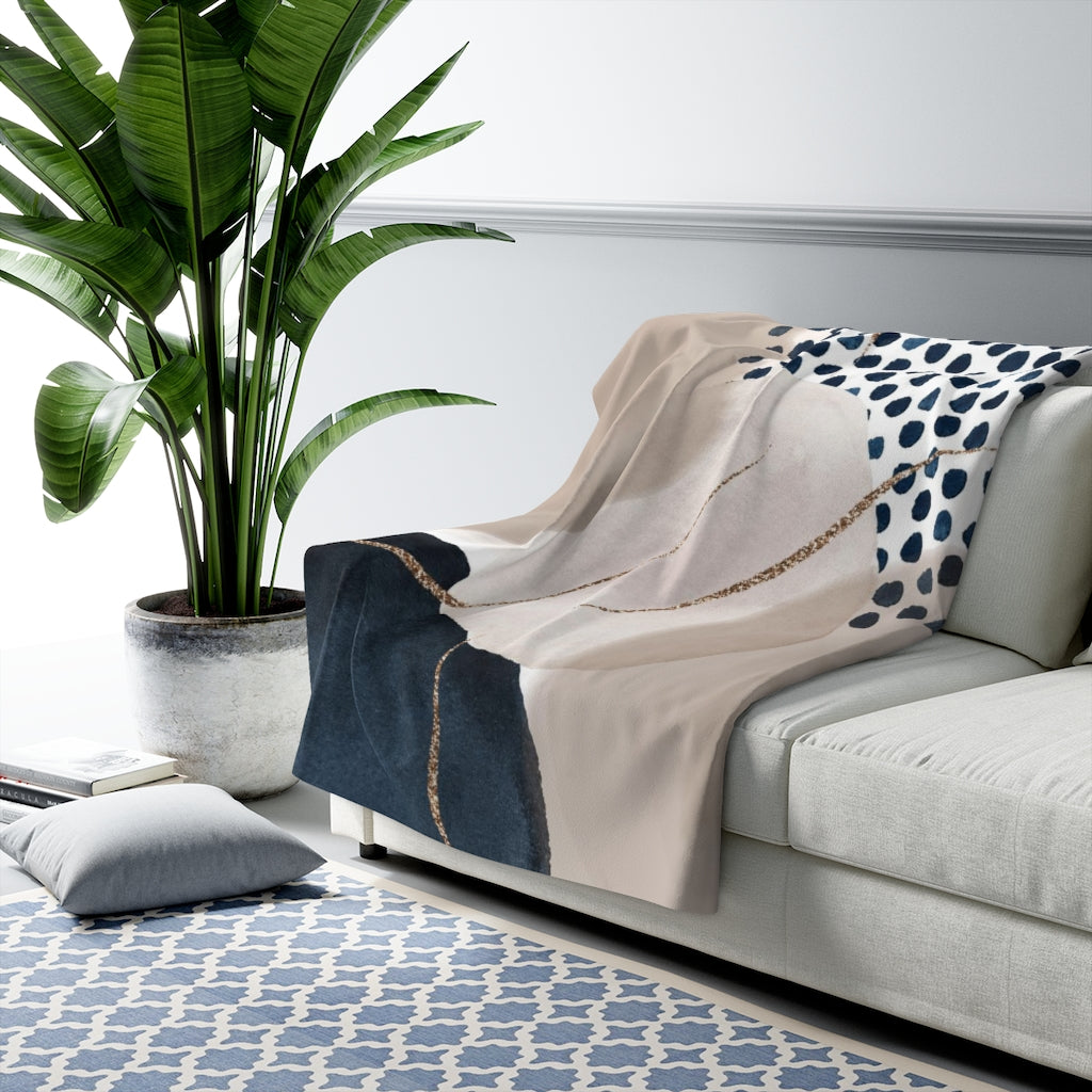 sherpa fleece throw blanket
