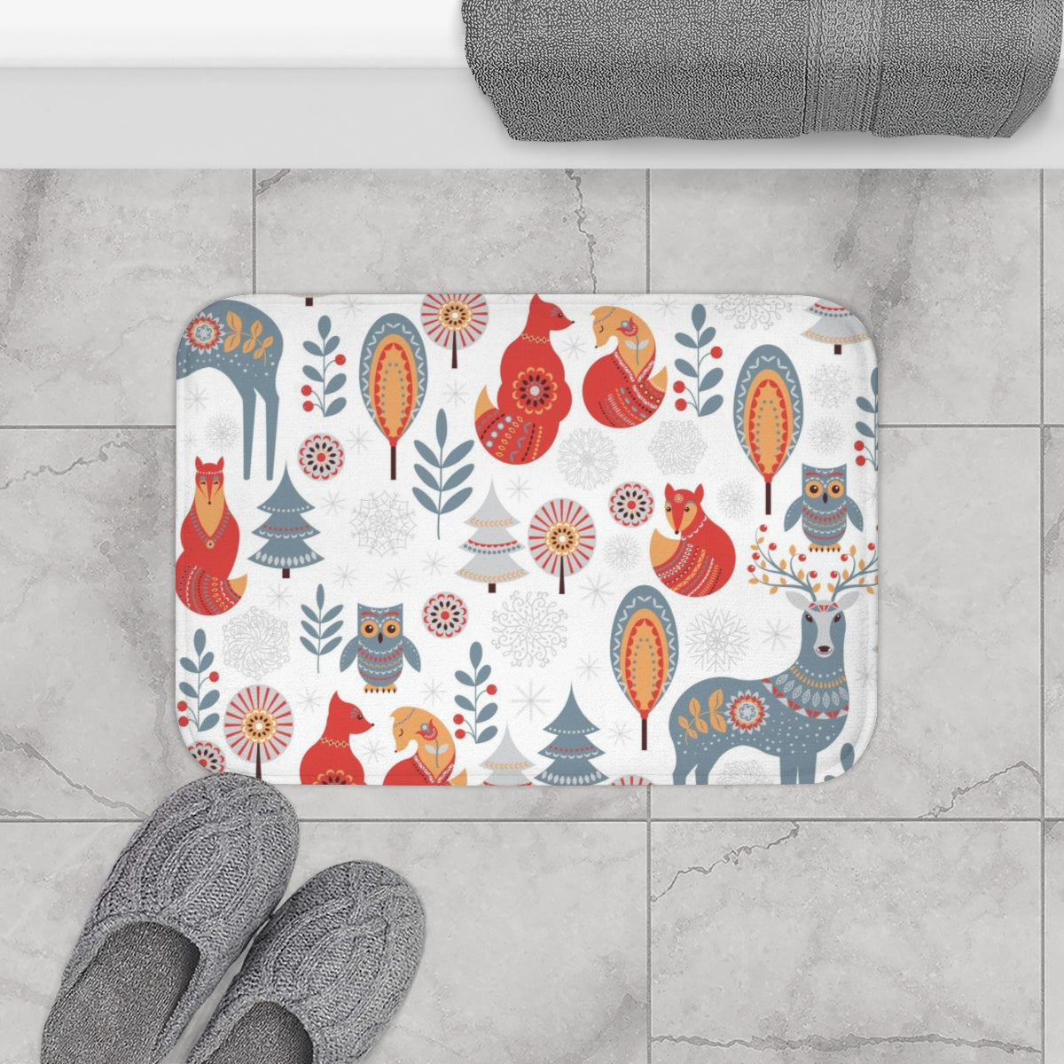 Christmas Bath Mat | Gray White Forest Animals