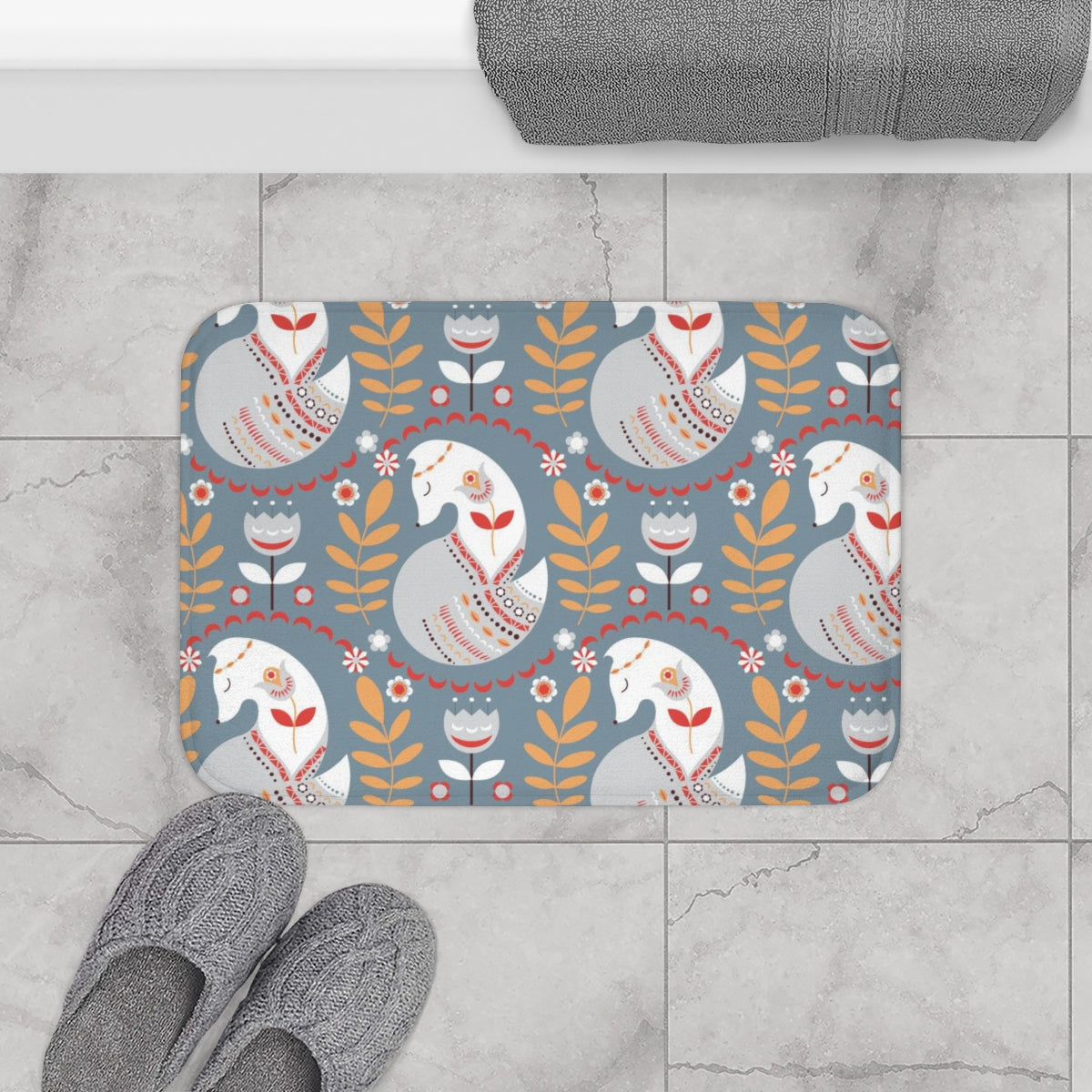 Christmas Bath Mat | Gray White Red Nordic Fox