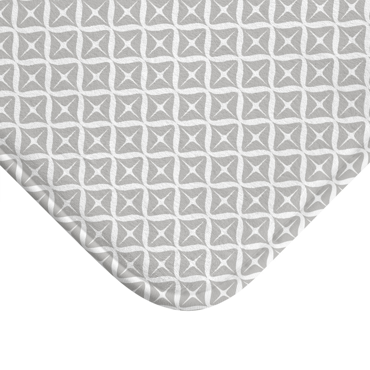 Grey White Starburst Trellis Bath Mat, Geometric Bathroom Rug