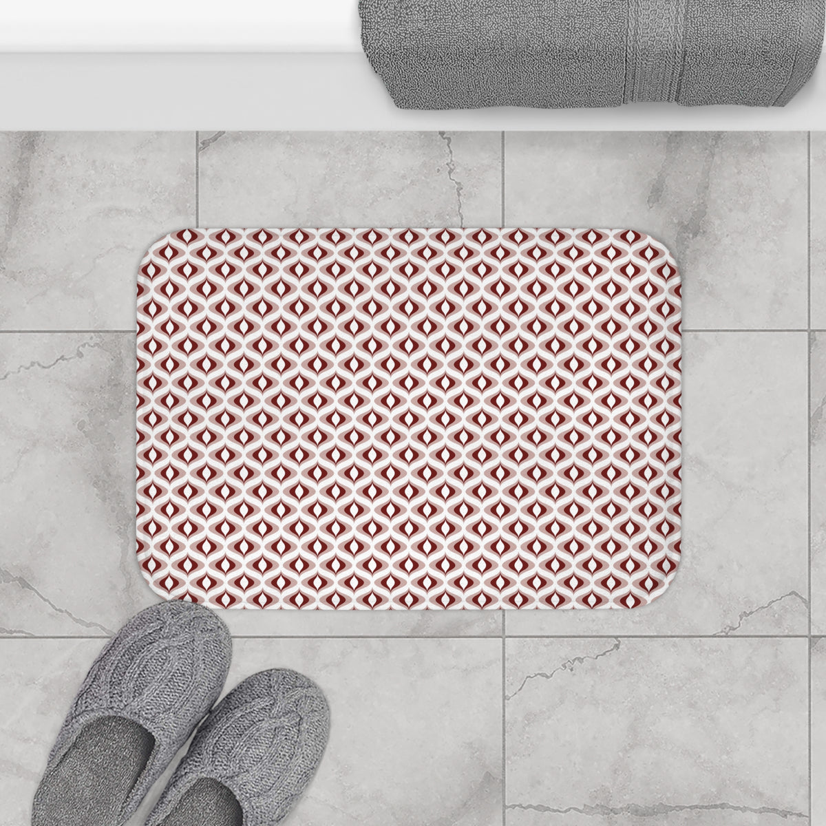 Burgundy Blush Retro Ogee Bath Mat, Art Deco Bathroom Rug