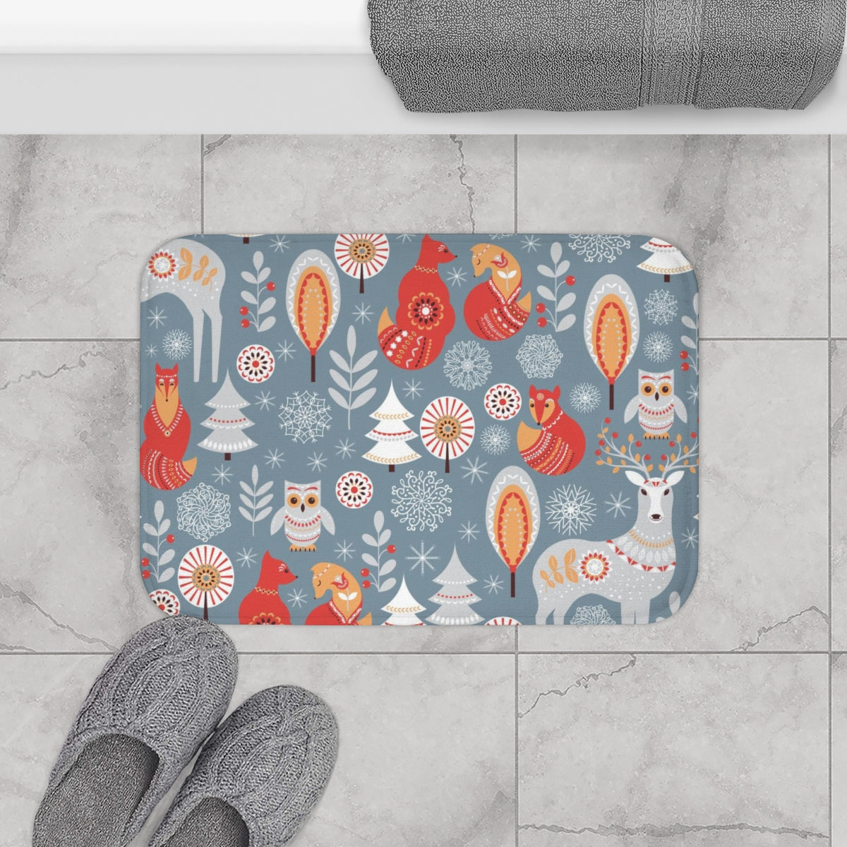 Christmas Bath Mat | Gray Forest Trees