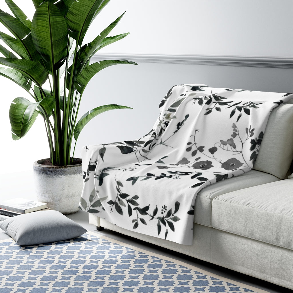 Floral Comfy Blanket | Black White Leaves